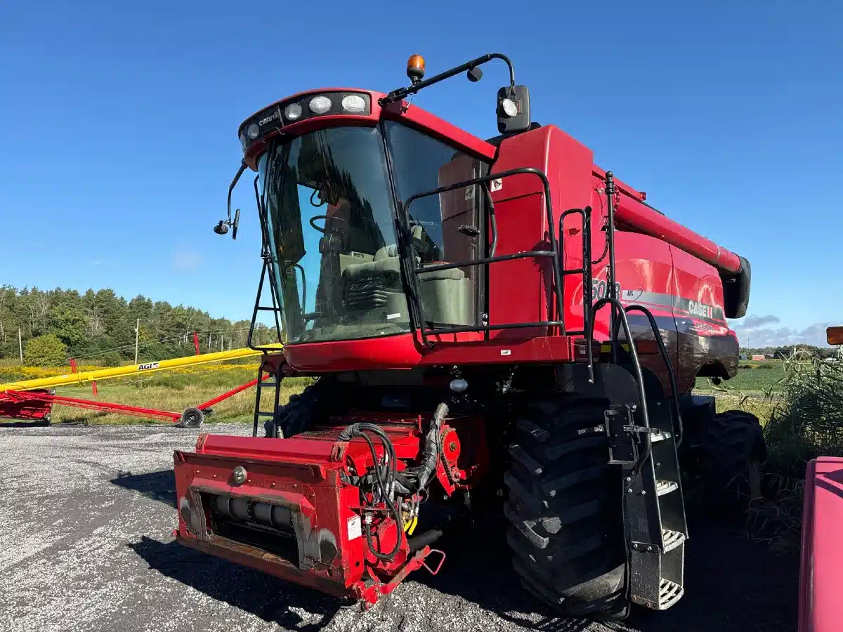 Gallery image 1 for Used 2009 Case IH 5088 Combine