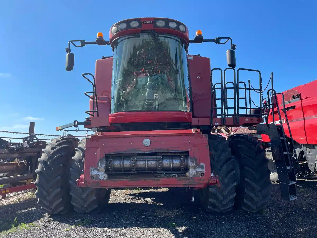 Gallery image 2 for Used 2011 Case IH 9120 Combine