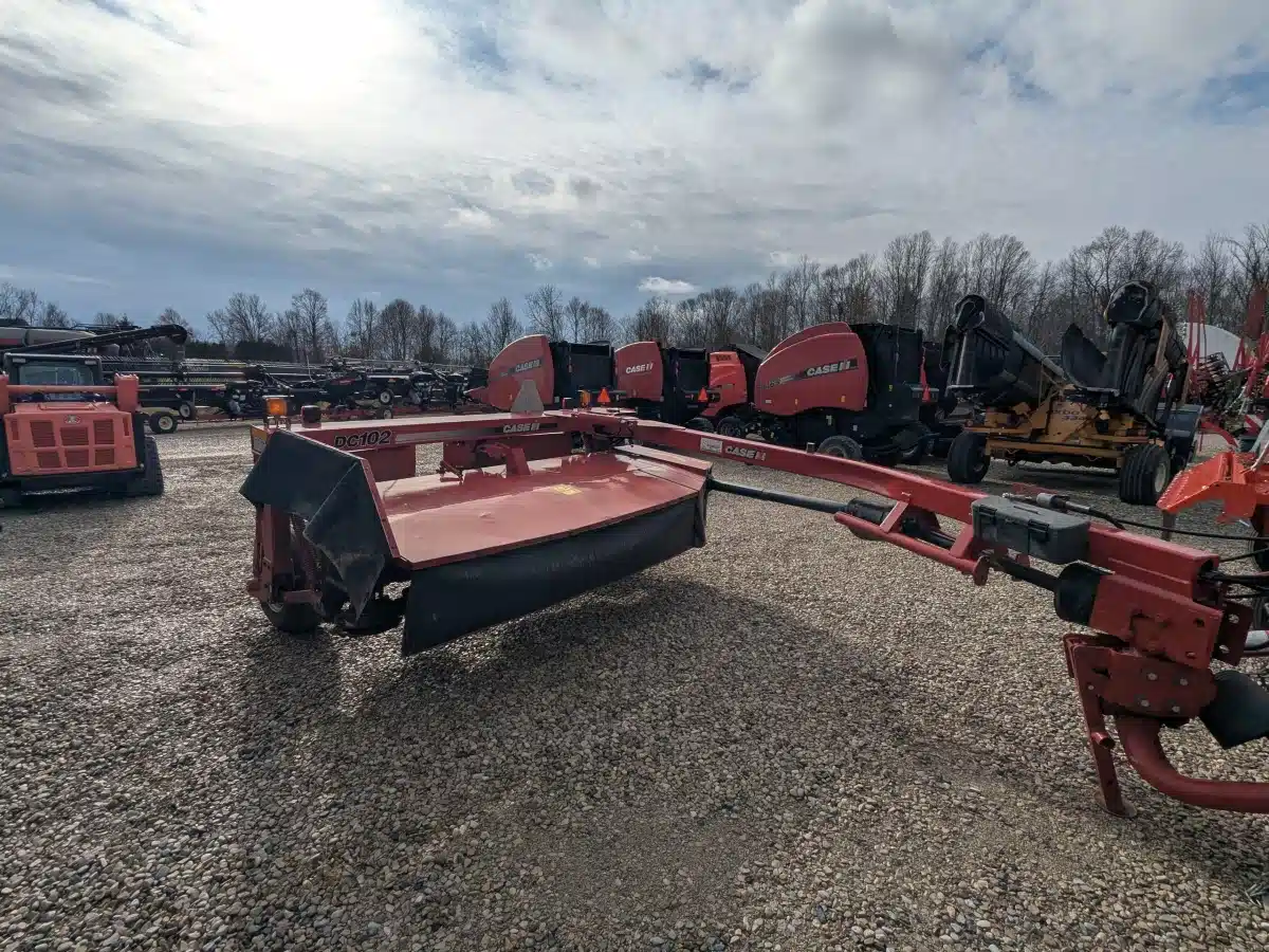 Gallery image 2 for Used 2018 Case IH DC102 Disc Mower Conditioner