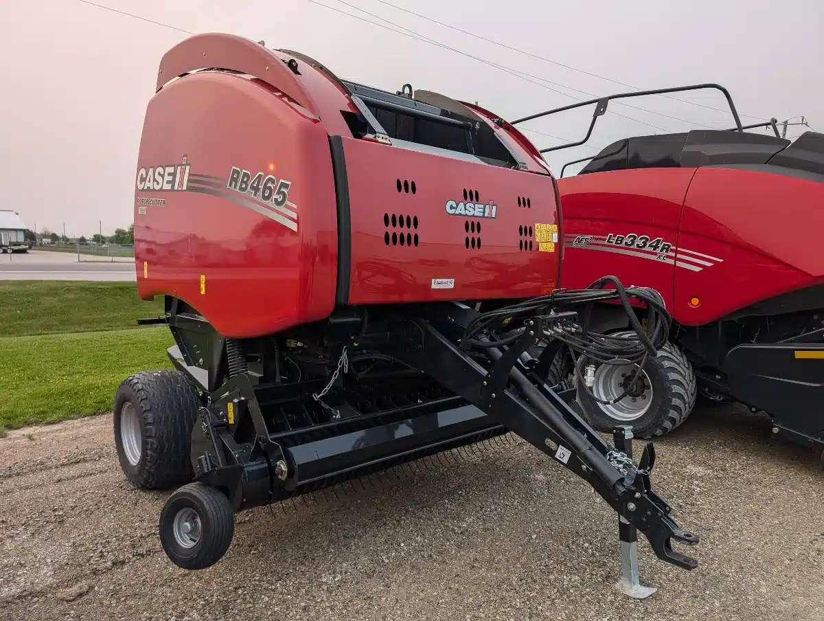 Gallery image 2 for Used 2022 Case IH RB464 Round Baler