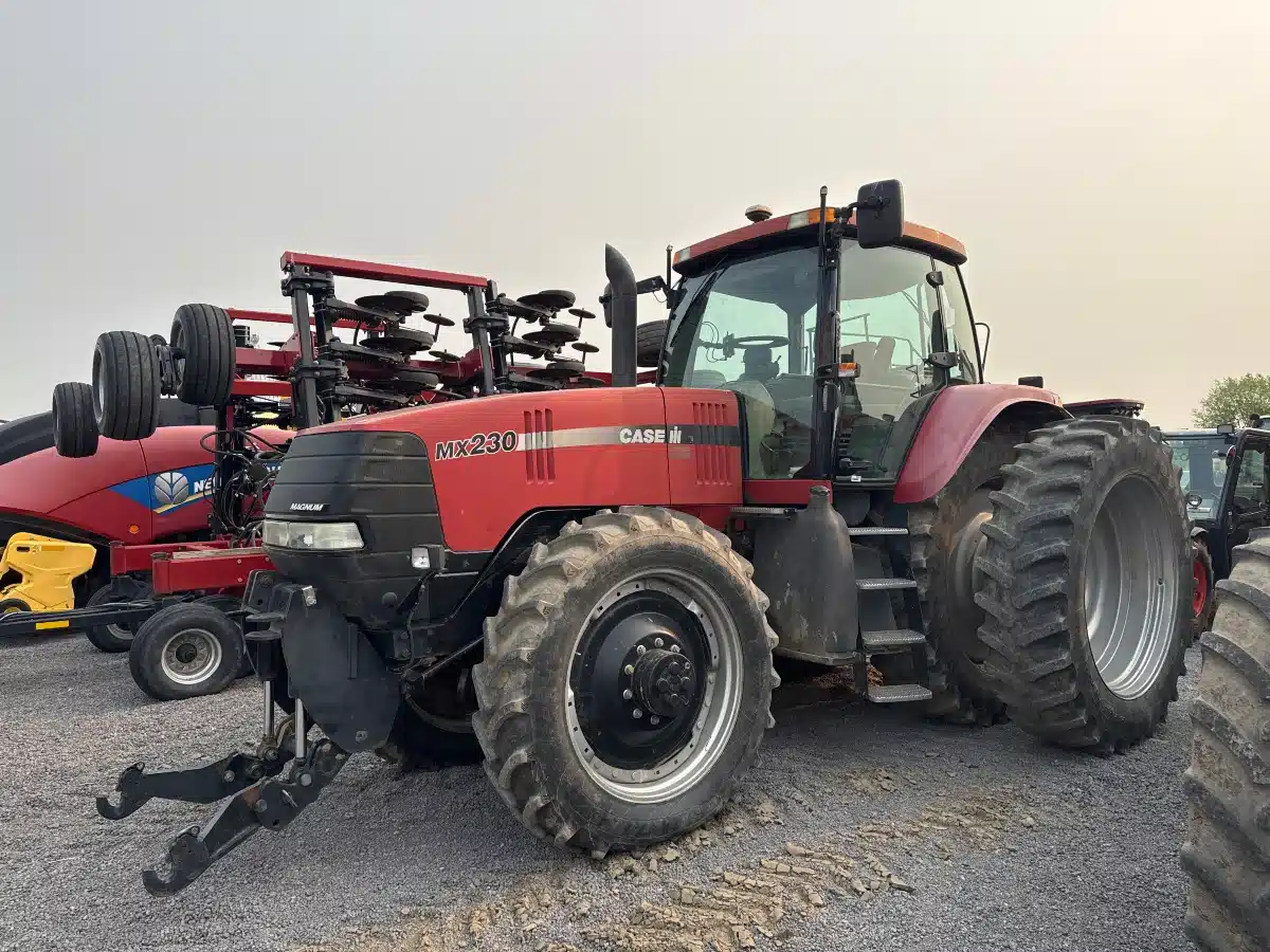 Gallery image 1 for Used Case IH MX230 Tractor