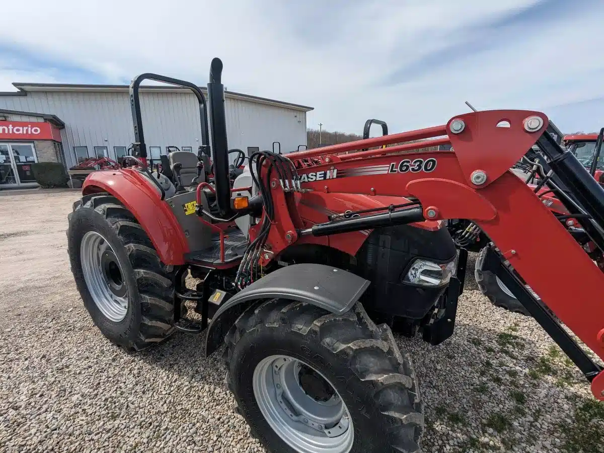 Gallery image 2 for New 2022 Case IH FARMALL 90C Tractor