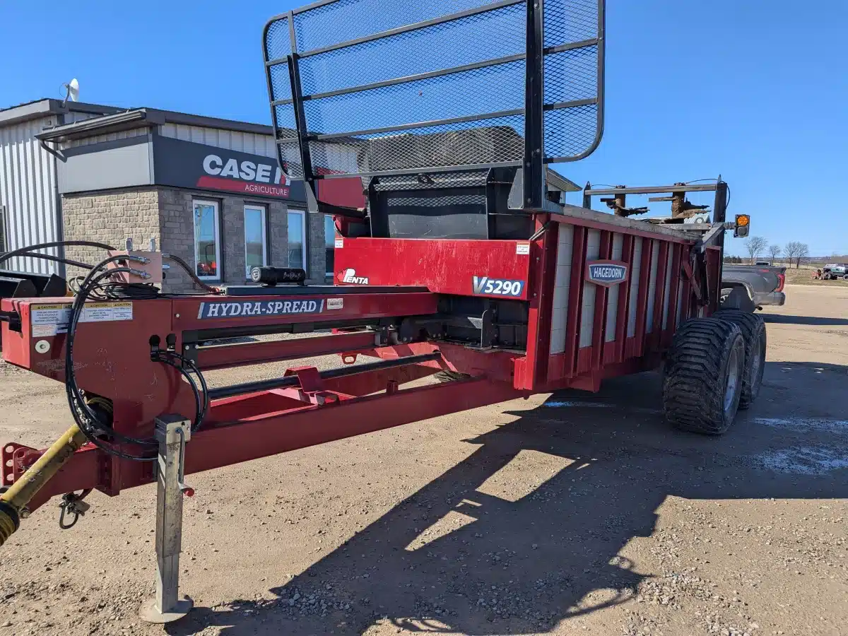Gallery image 1 for 2021 Hagedorn 5290V Manure Spreader
