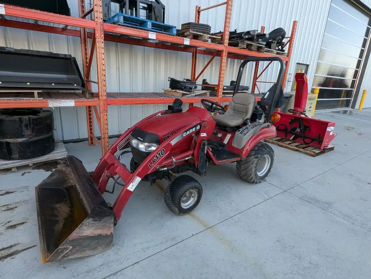 Gallery image 1 for Used 2004 Case IH DX24E Tractor