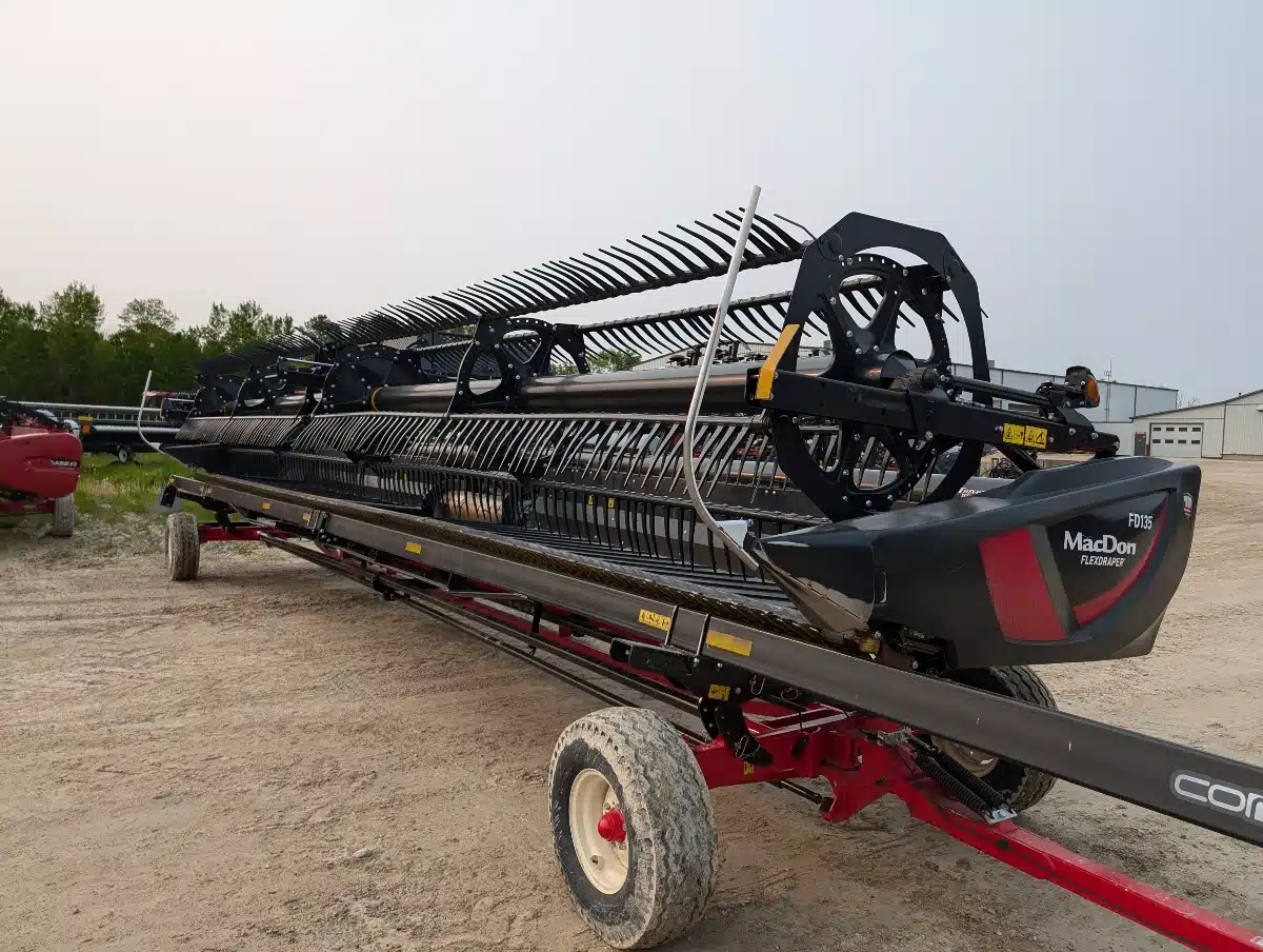 Gallery image 1 for Used 2019 MacDon FD135 Header - Draper