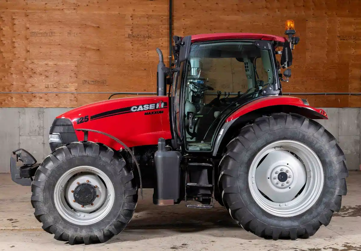 Gallery image 1 for Used 2009 Case IH MAXXUM 125 Tractor