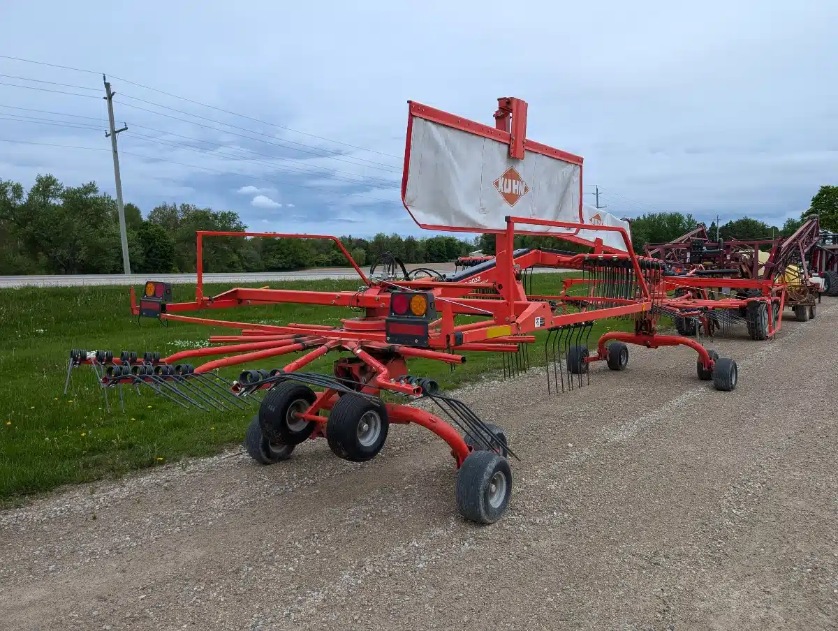 Gallery image 1 for Used 2020 Kuhn GA 9032 Rake