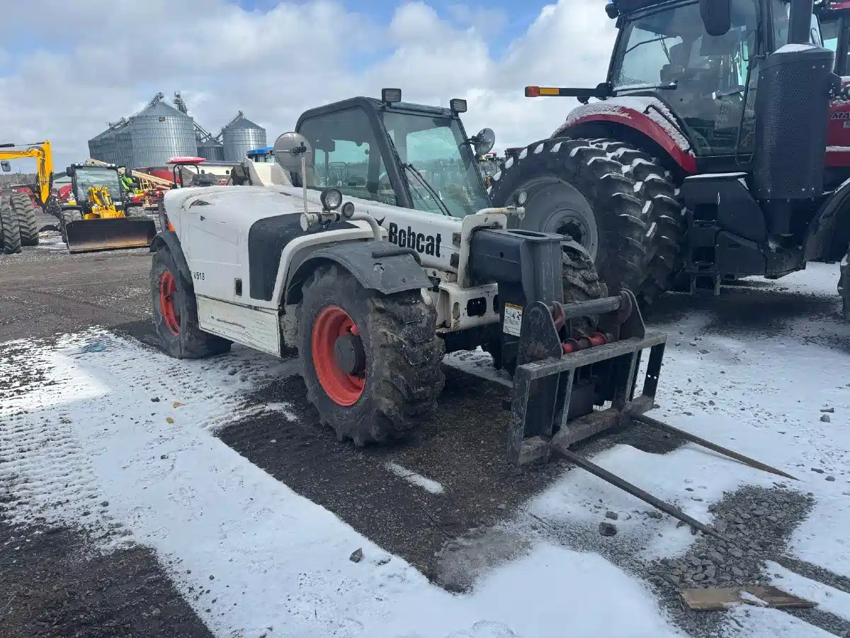 Gallery image 2 for Used 2008 Bobcat V518 TeleHandler