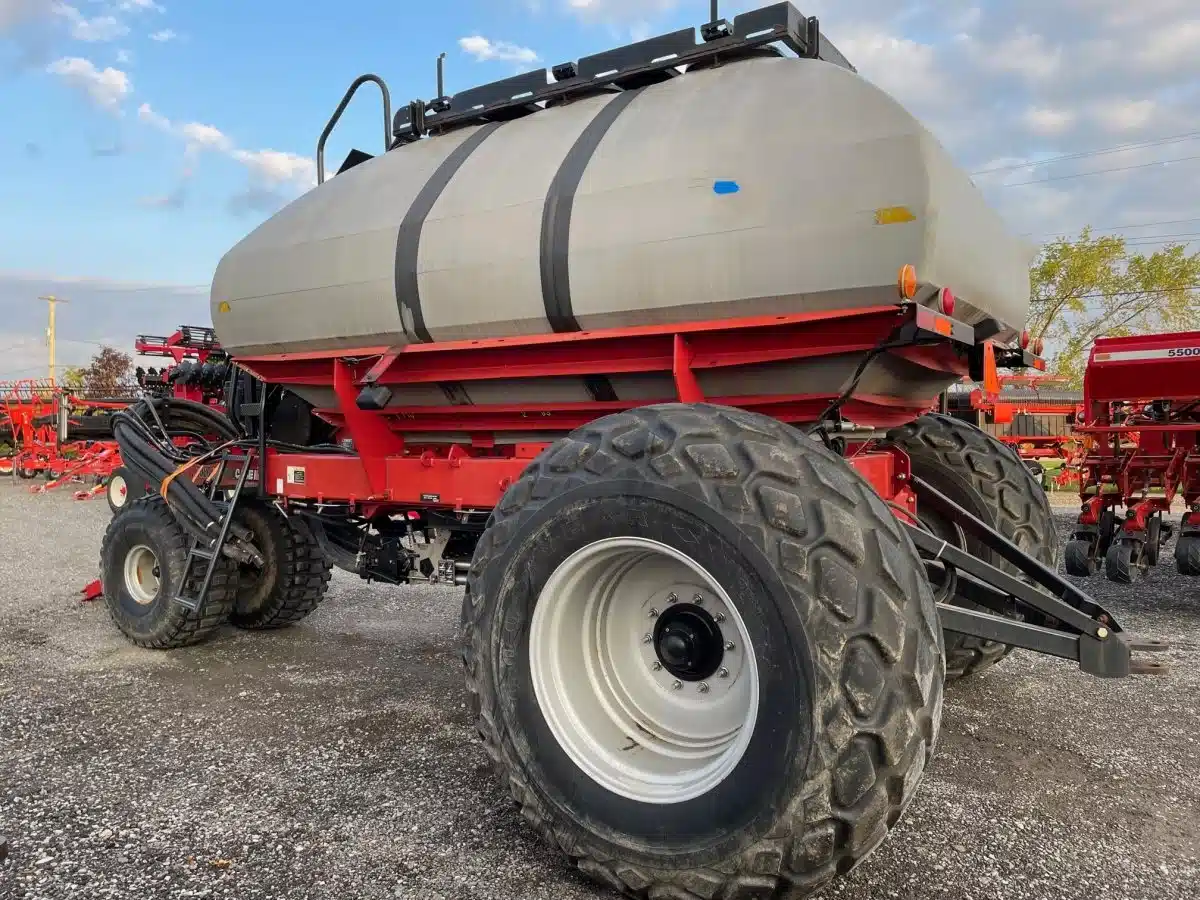 Gallery image 2 for Used 2012 Case IH 3380 Air Cart