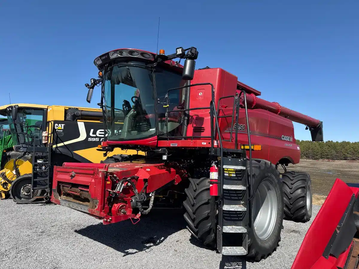 Gallery image 2 for Used 2020 Case IH 8250 Combine