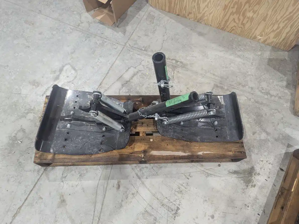 Gallery image 1 for New 2023 MacDon B6733 Attachment