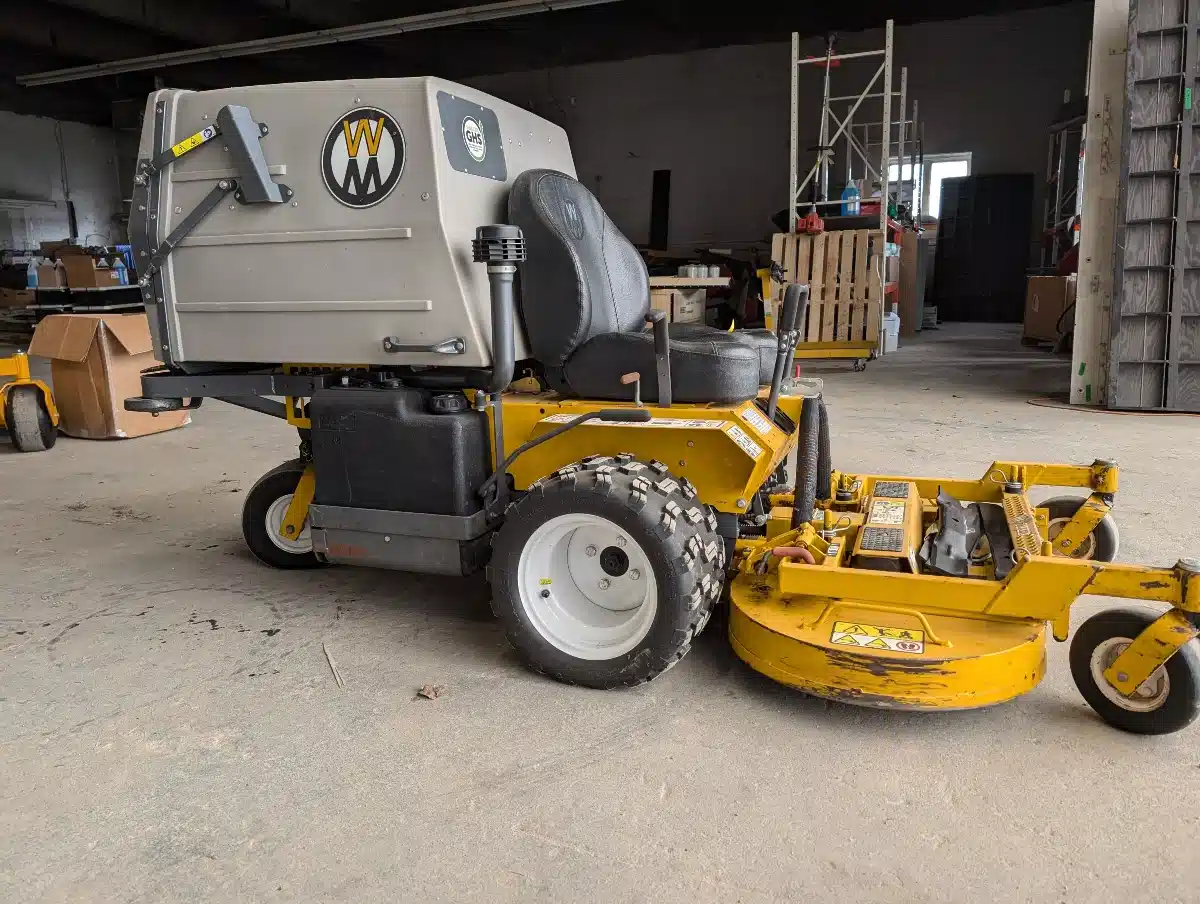Gallery image 2 for Used Walker MT23 Mower - Zero Turn