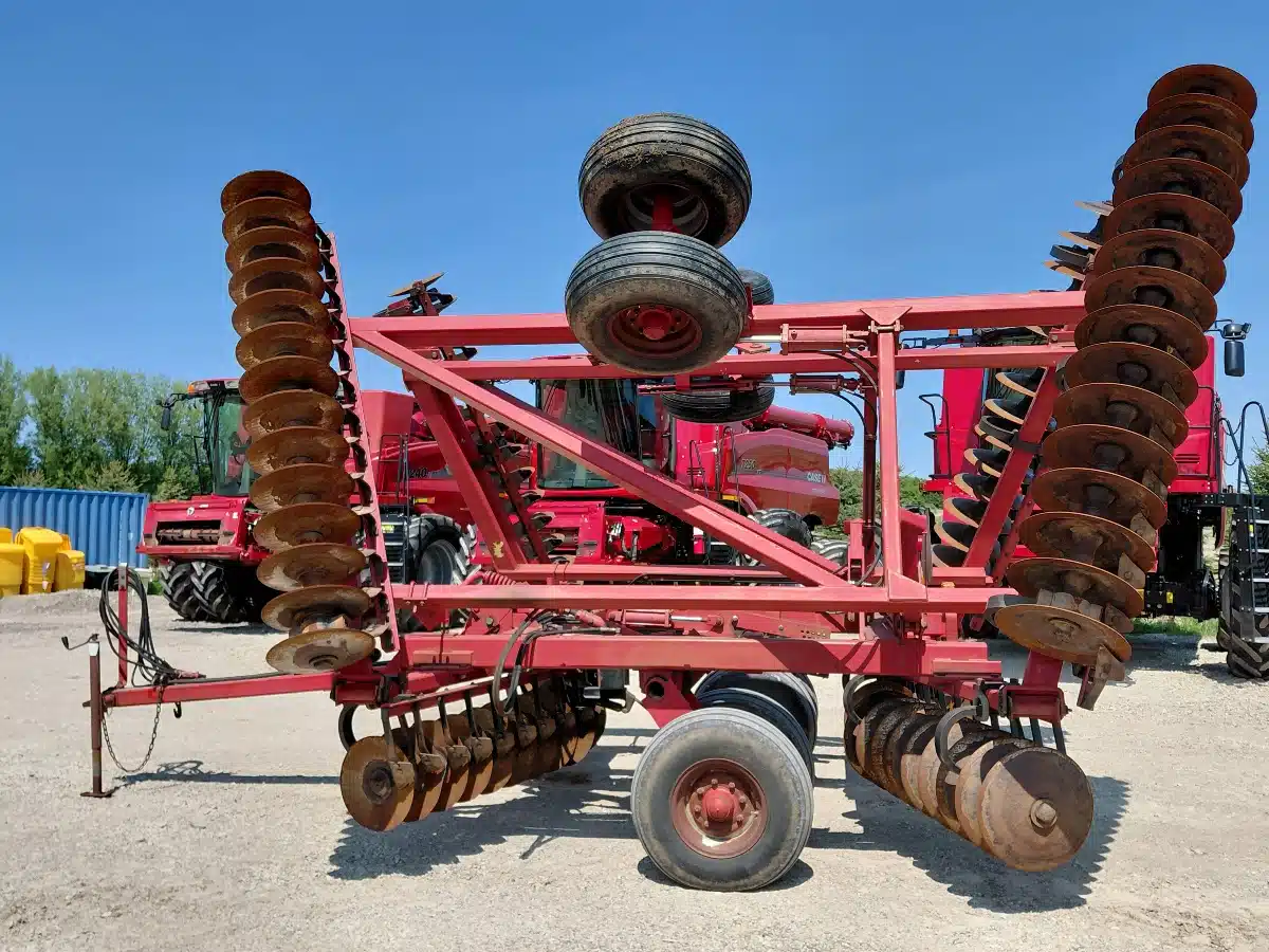 Gallery image 2 for Used 2007 Case IH 3950 Disc