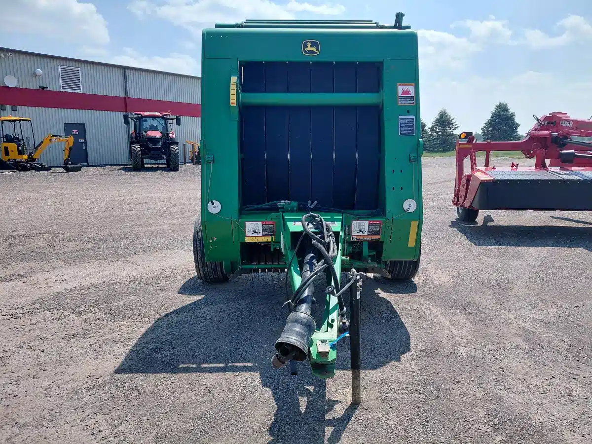 Gallery image 2 for Used 2007 John Deere 458 Round Baler
