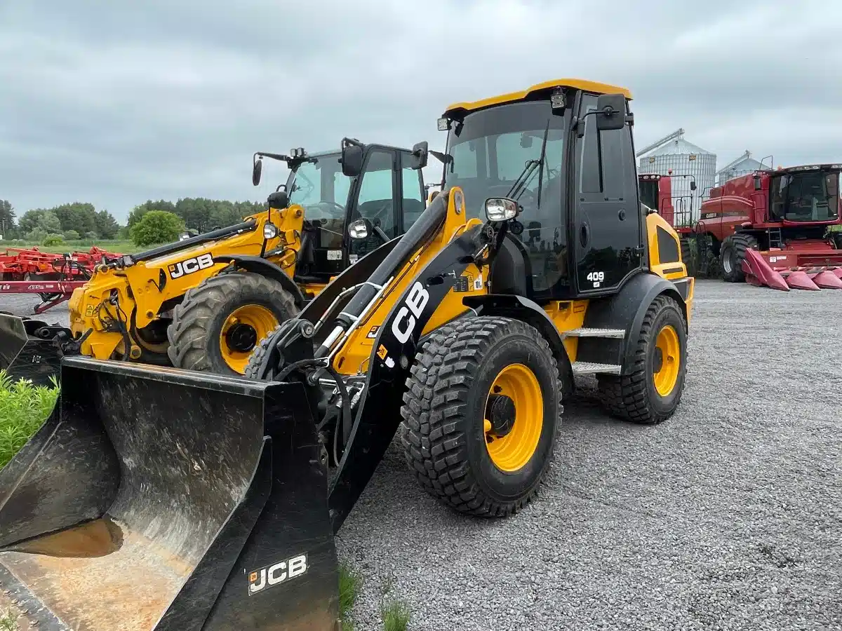 Gallery image 2 for New 2023 JCB 409 AGRI Wheel Loader