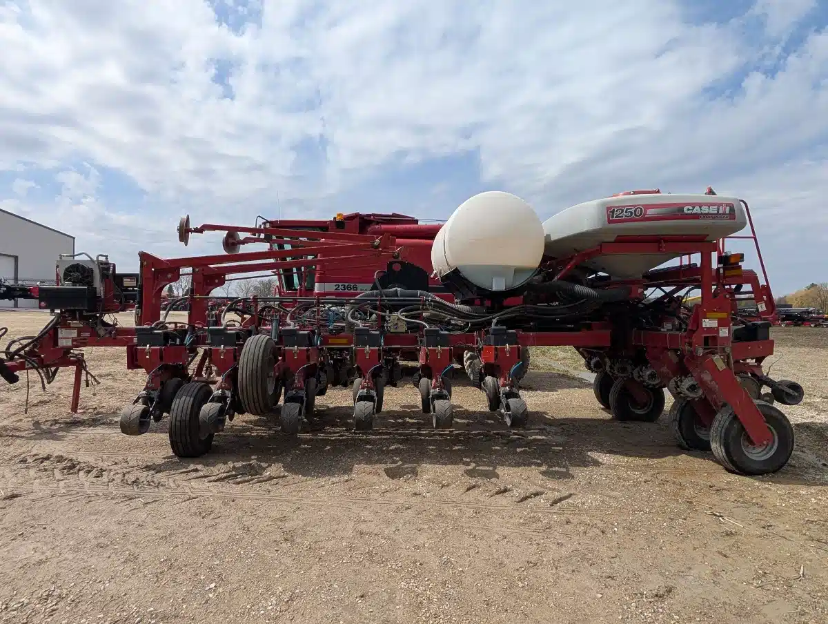 Gallery image 1 for Used 2011 Case IH 1250 Planter