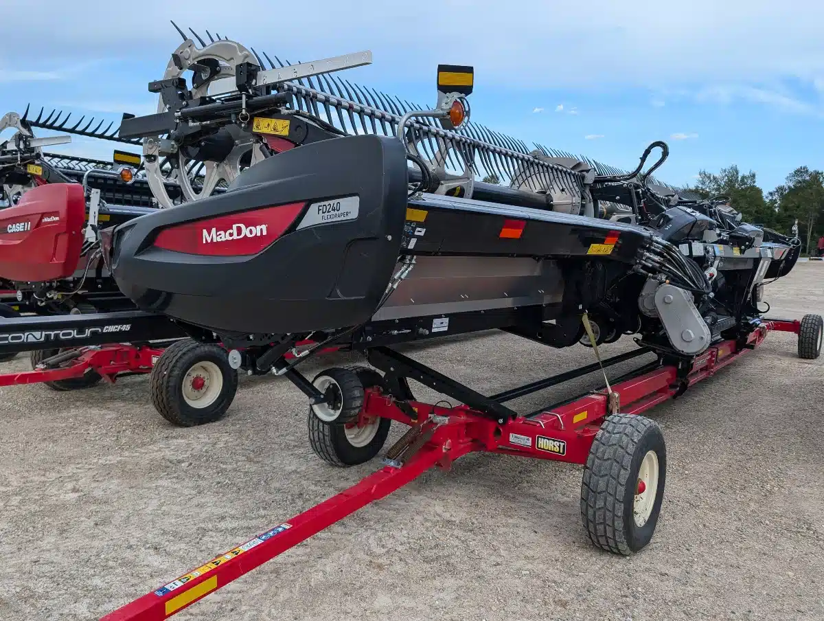 Gallery image 2 for Used 2022 MacDon FD2 Header - Draper