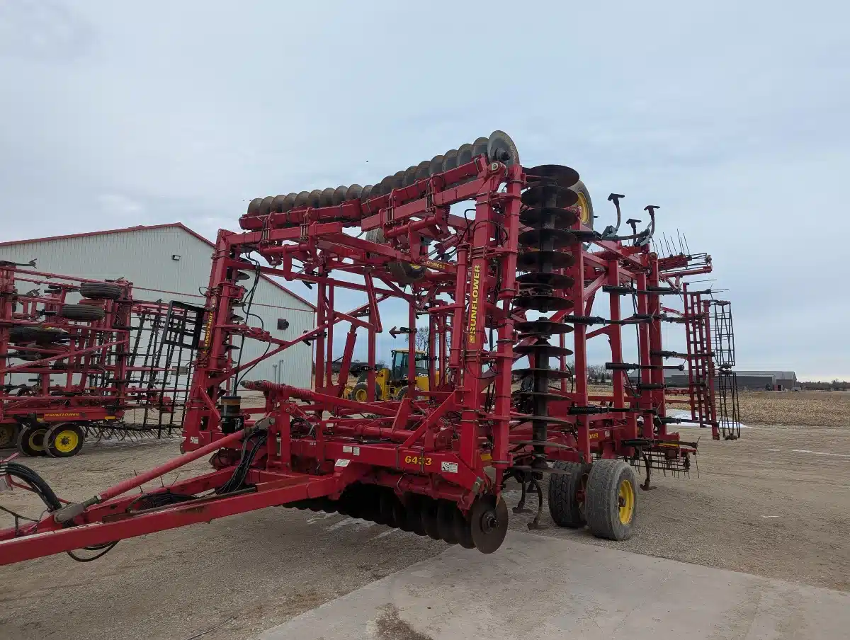 Gallery image 1 for Used Sunflower 6433 Mulch Finisher