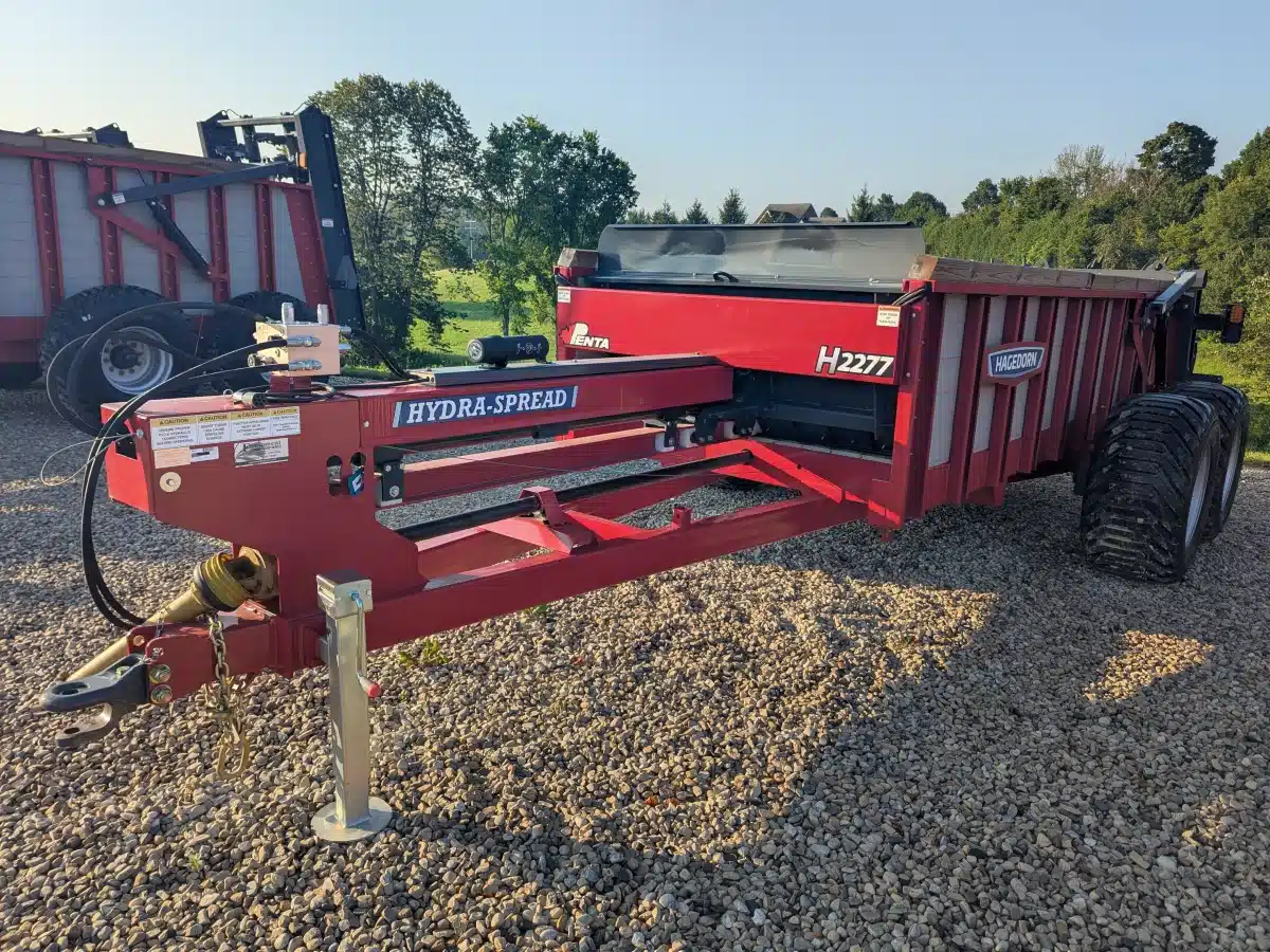 Gallery image 2 for New 2023 Hagedorn HYDRA-SPREAD SERIES II 2277 Manure Spreader