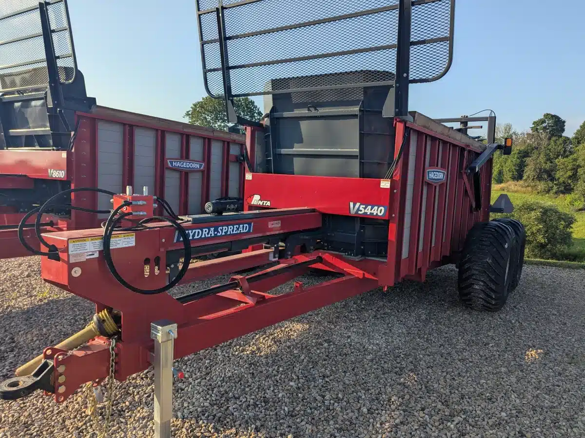Gallery image 1 for New 2025 Hagedorn HYDRA-SPREAD EXTRAVERT 5440 Manure Spreader