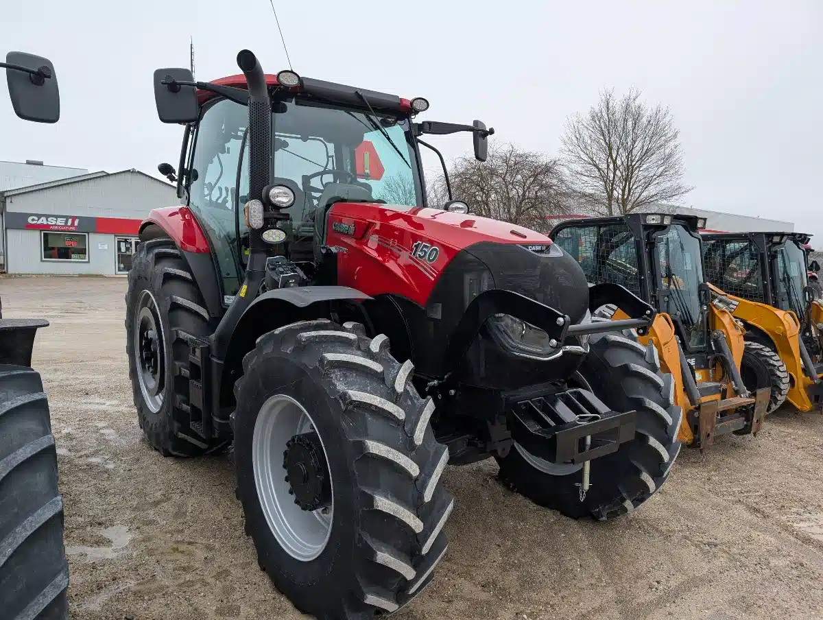Gallery image 1 for 2024 Case IH FARMALL 115A Tractor