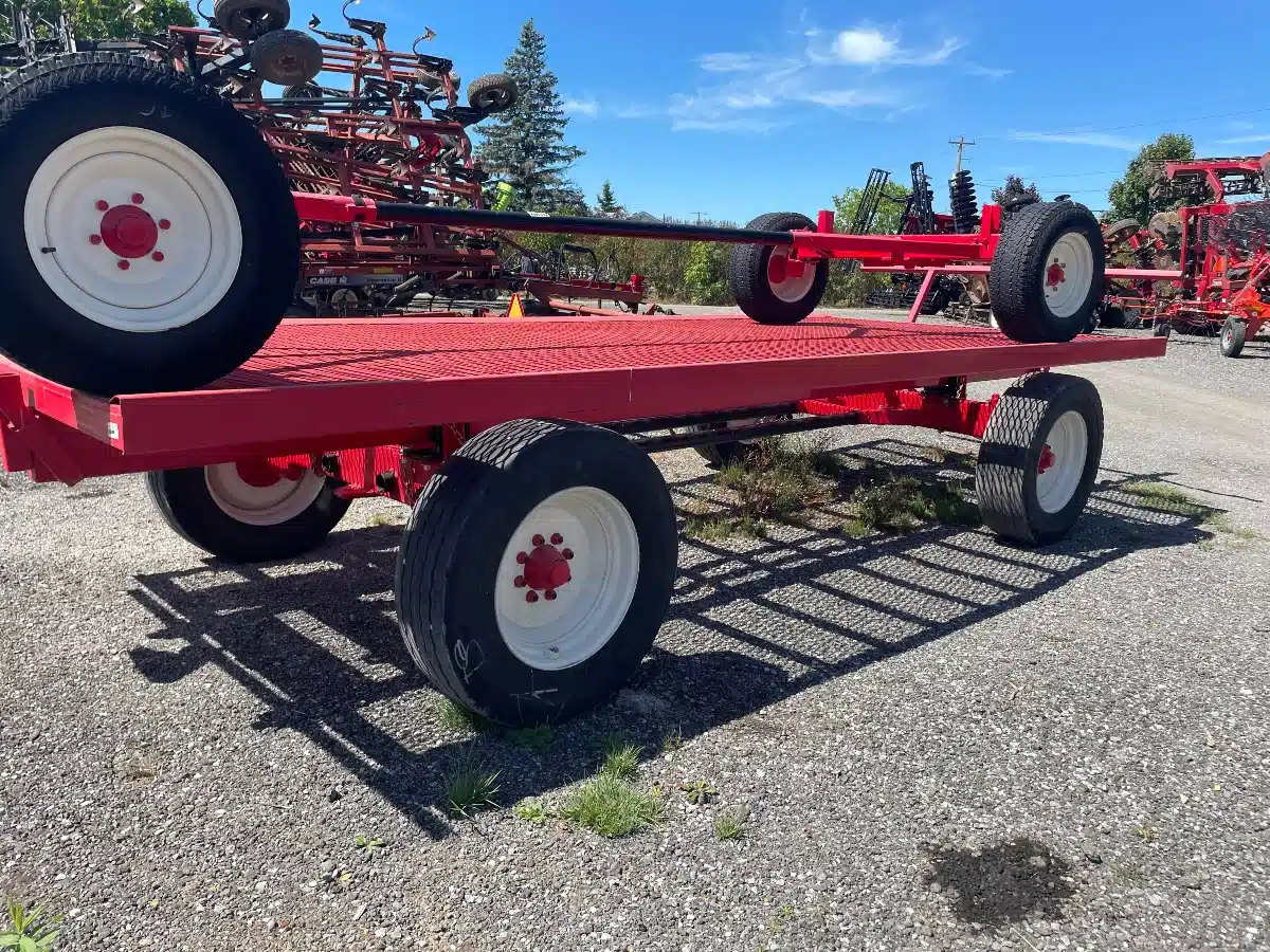 Gallery image 1 for 2023 Creekbank Welding 8520FL Bale Wagon