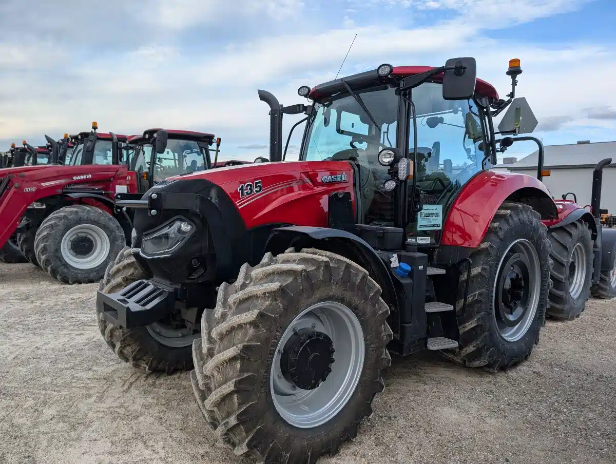 Gallery image 1 for New 2023 Case IH MX135 Tractor