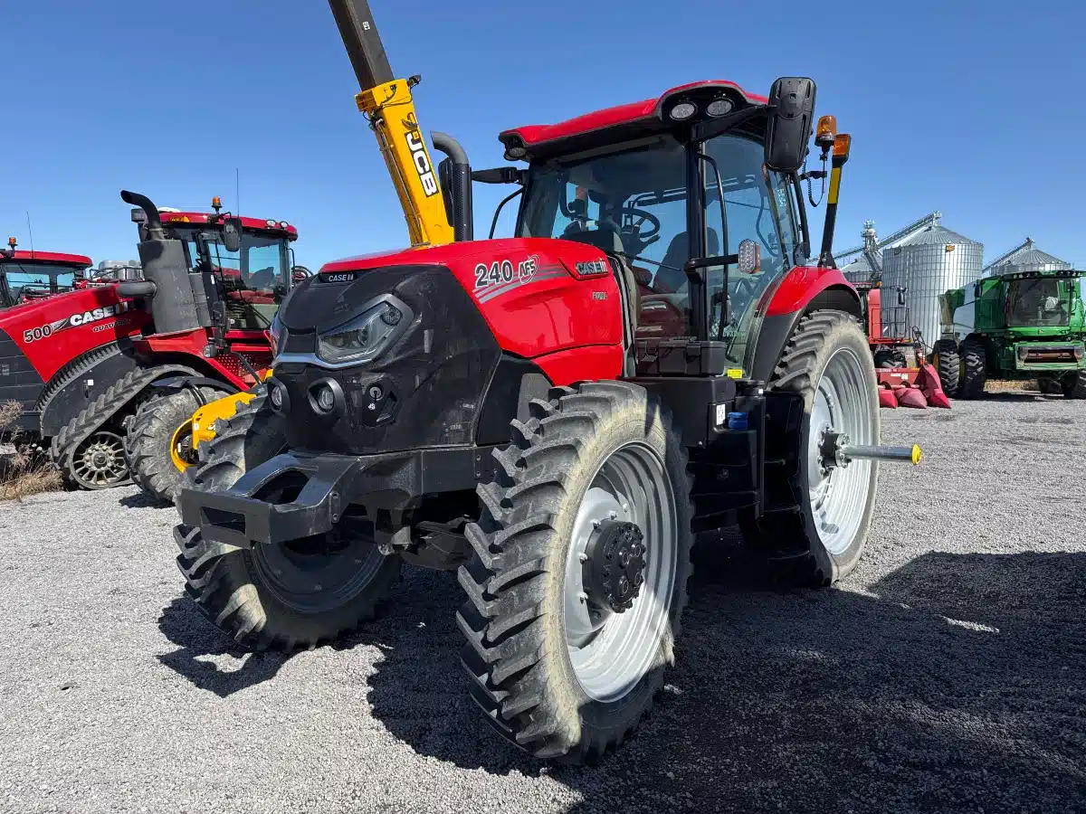 Gallery image 1 for New 2023 Case IH PUMA 240CVT Tractor