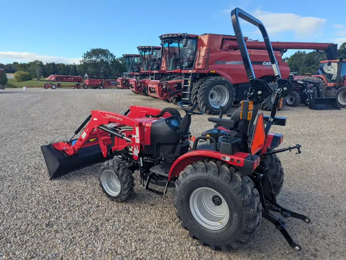 Gallery image 2 for New 2025 Mahindra 21264FHIL Tractor