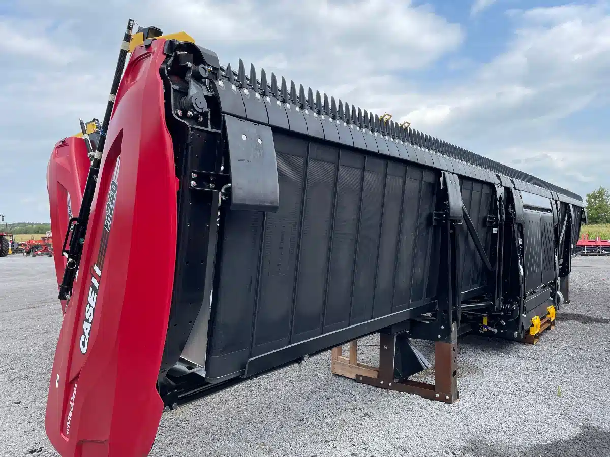 Gallery image 2 for New 2025 MacDon FD240 Header - Flex Draper