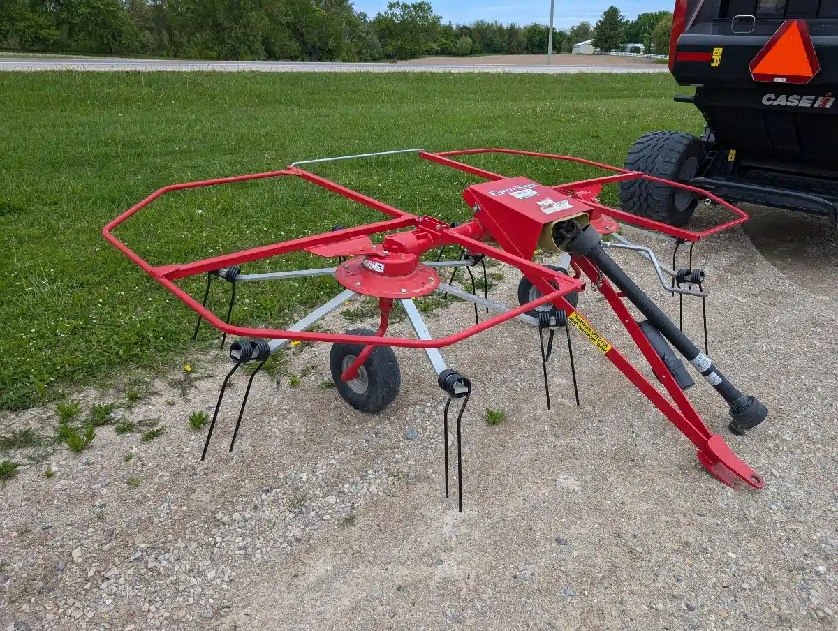 Gallery image 2 for Used 2023 Farm King RT210PMFK Tedder