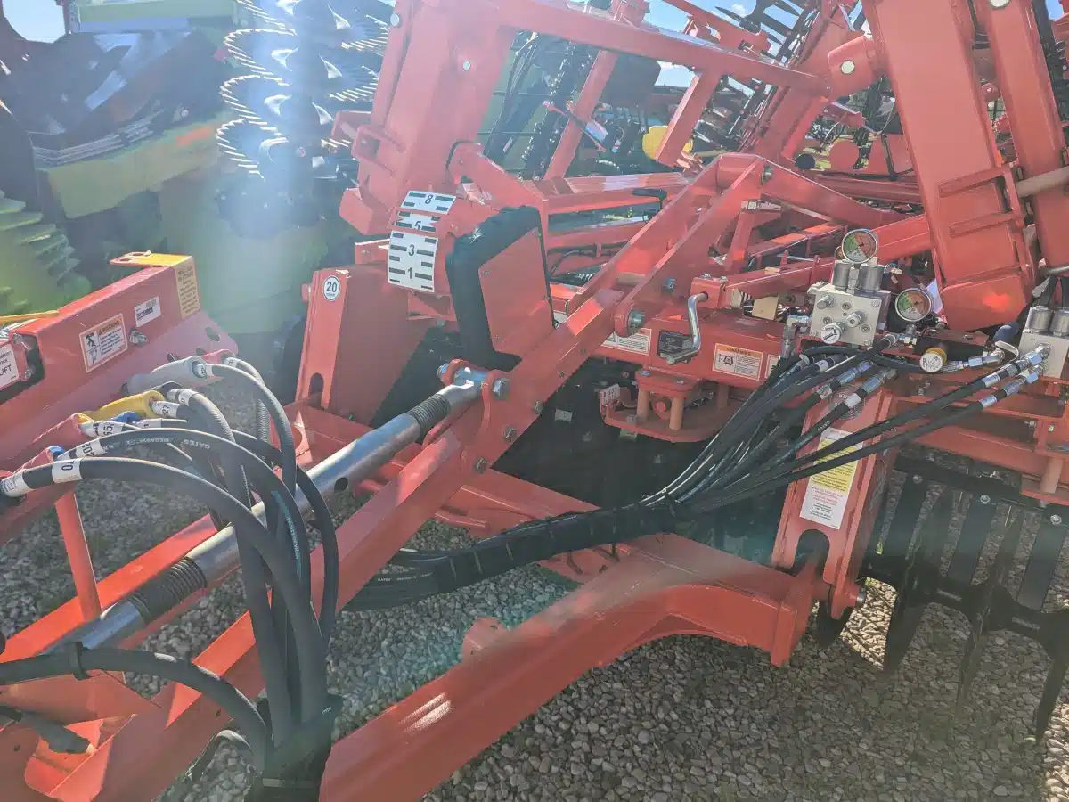 Gallery image 2 for Used 2023 Kuhn EXCELERATOR XT 8010 Vertical Tillage