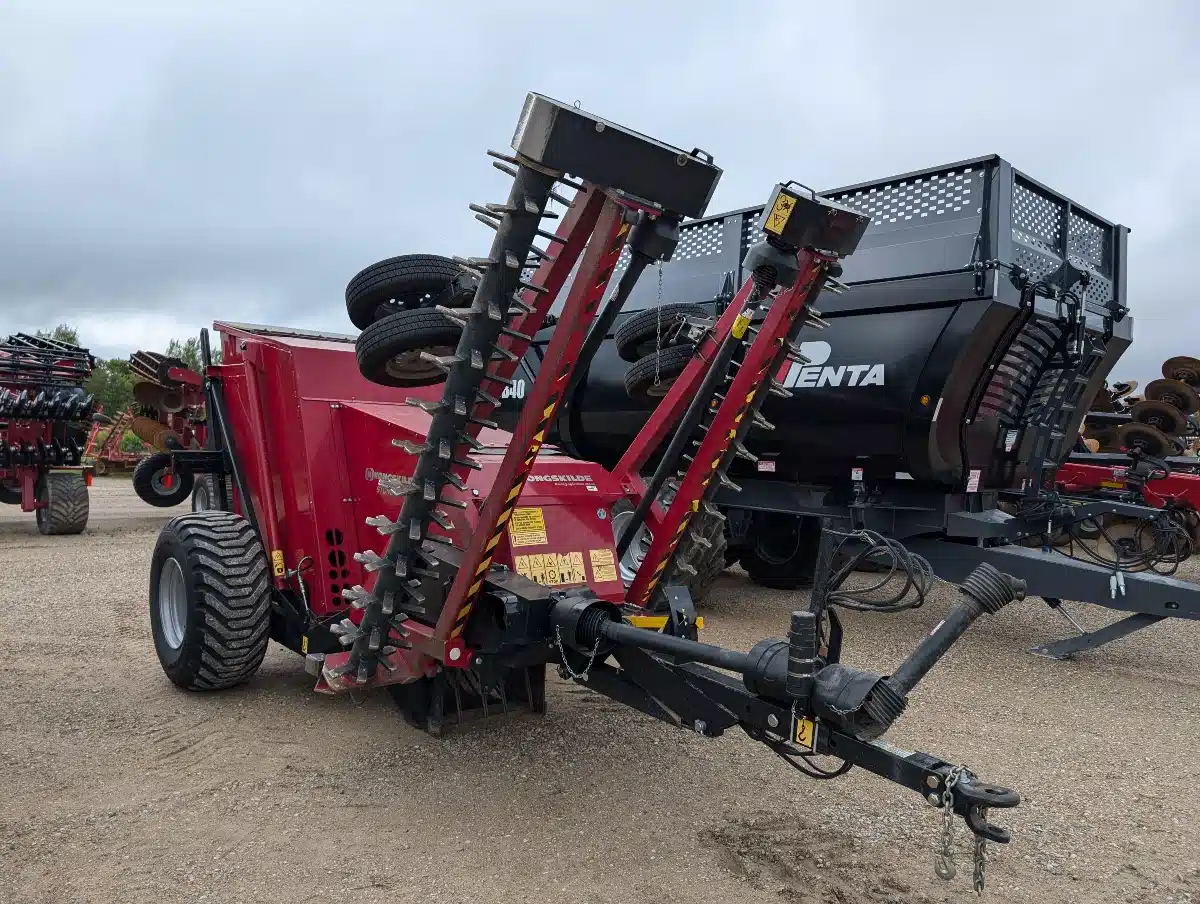 Gallery image 2 for 2019 Kongskilde STONEBEAR SB5200 Rock Picker