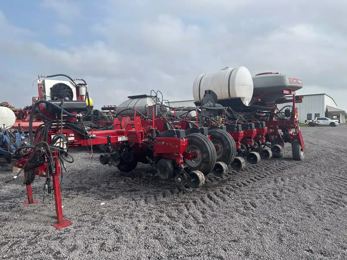 Used 2009 Case IH 1250 Planter