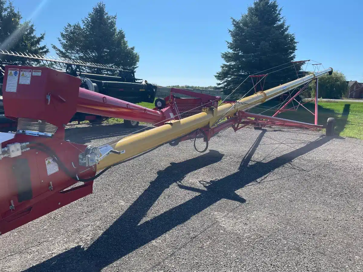 New 2023 Westfield MKX2 10-83 Auger