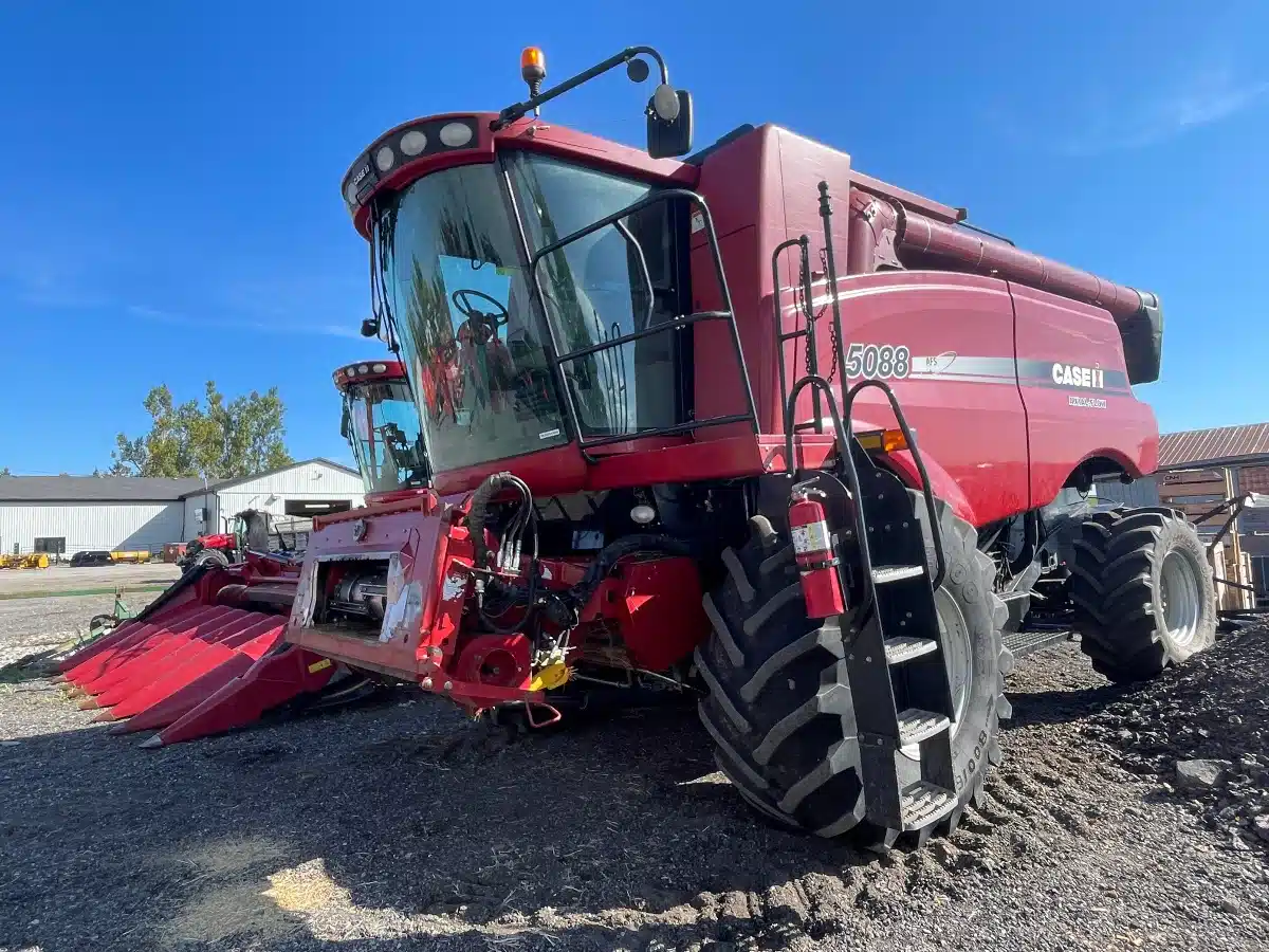 Used 2010 Case IH 5088 Combine