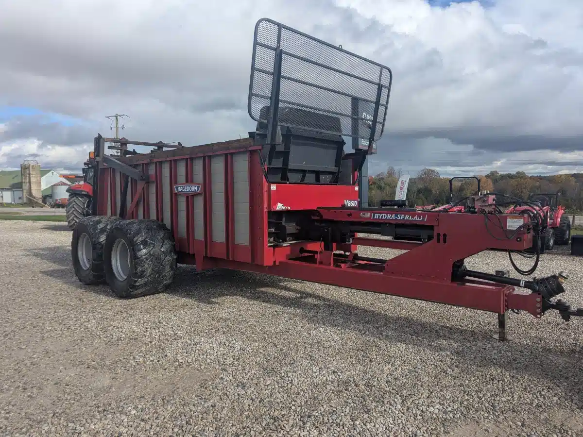 Used 2022 Hagedorn HYDRA-SPREAD V8610 Manure Spreader