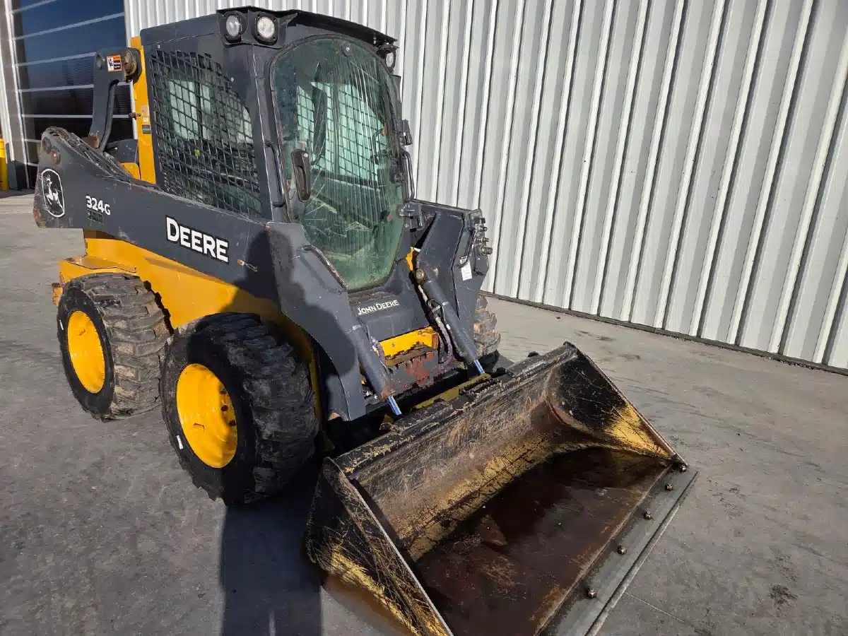 Gallery image 2 for 2020 John Deere 324G Skid Steer