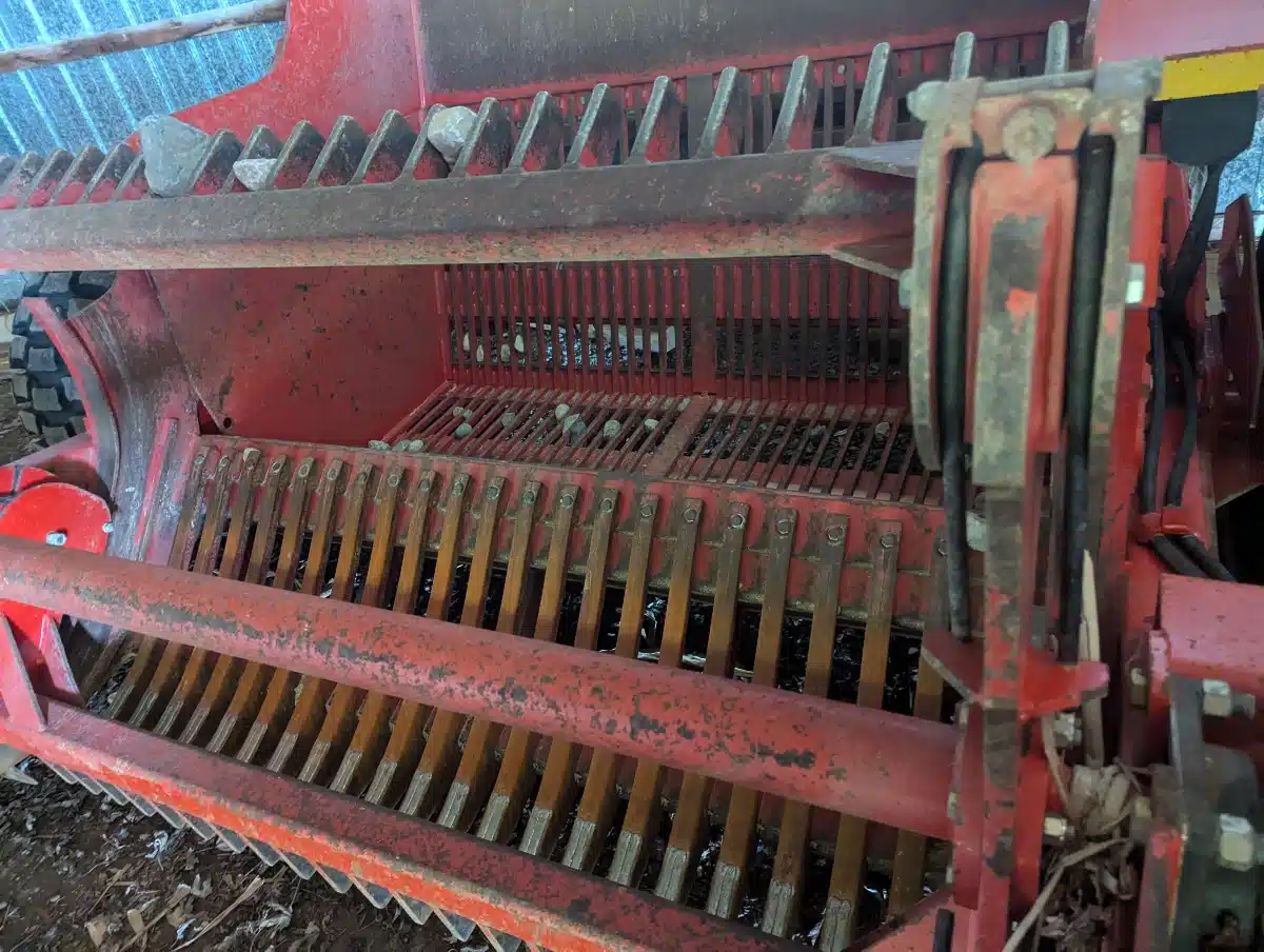 Gallery image 2 for Highline NT78 Rock Picker