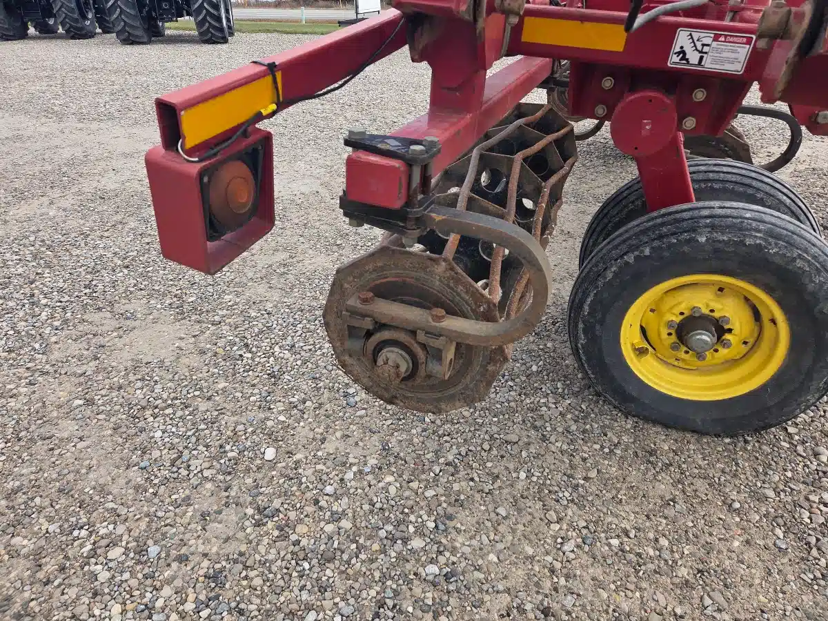 Gallery image 2 for 2006 Sunflower 7252 Harrow