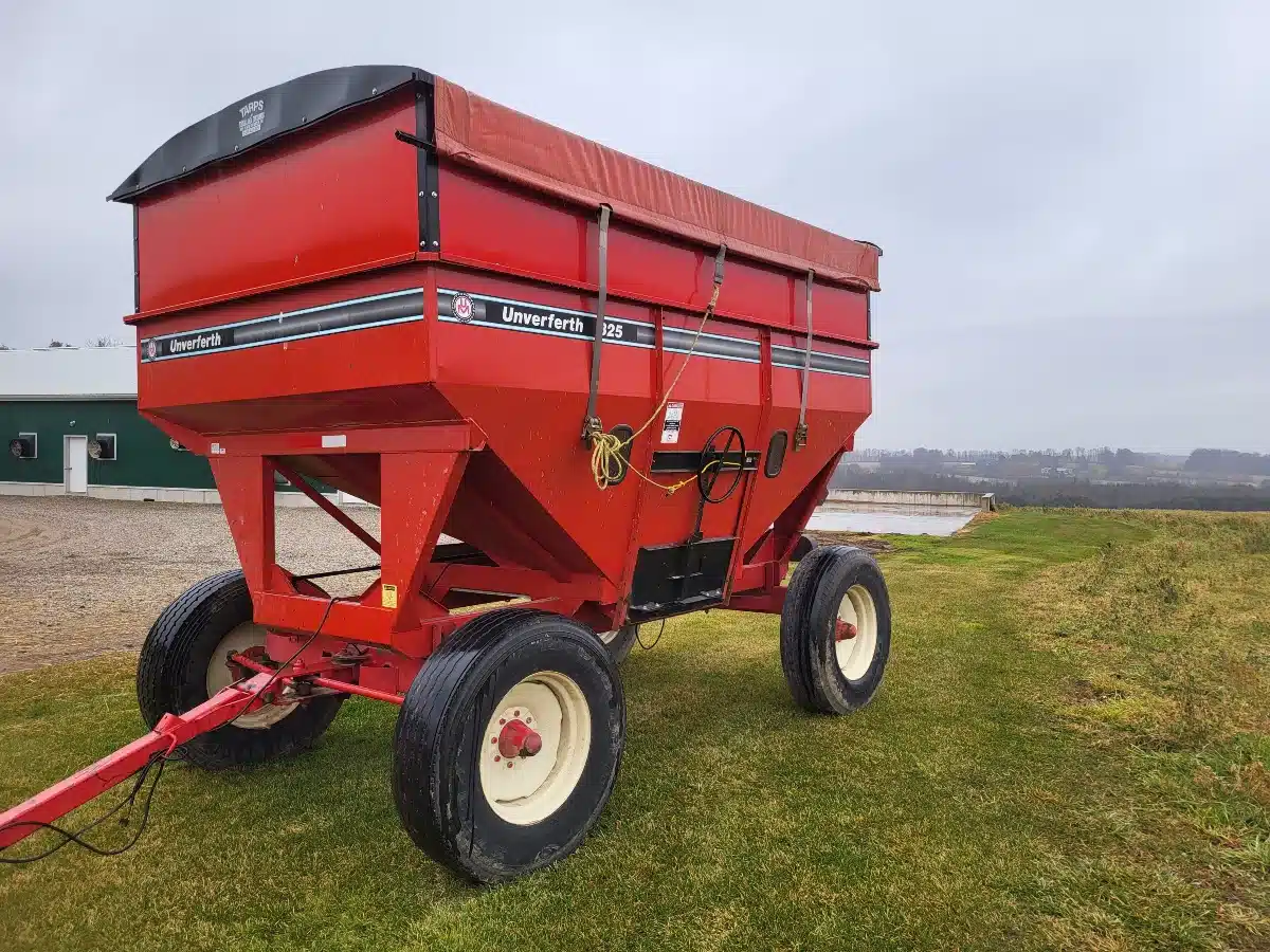 Gallery image 1 for Unverferth 325 Gravity Box