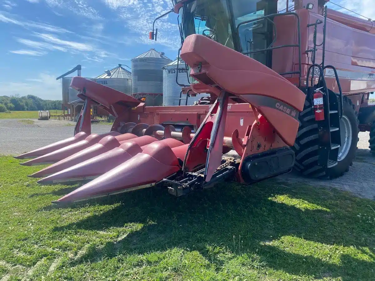 2001 Case IH 2206 Header - Row Crop