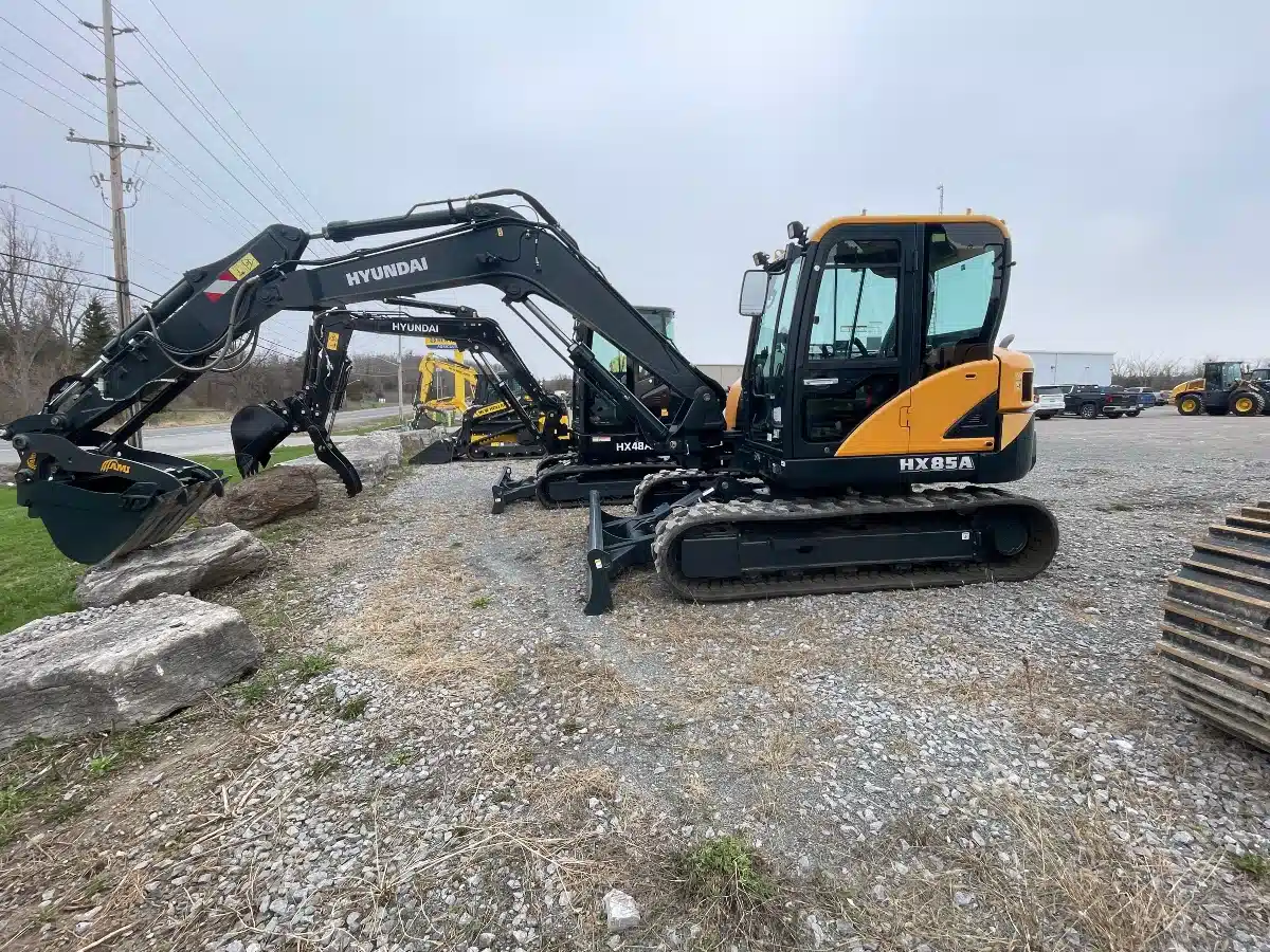 Gallery image 2 for 2026 Hyundai Ind HX85A Excavator