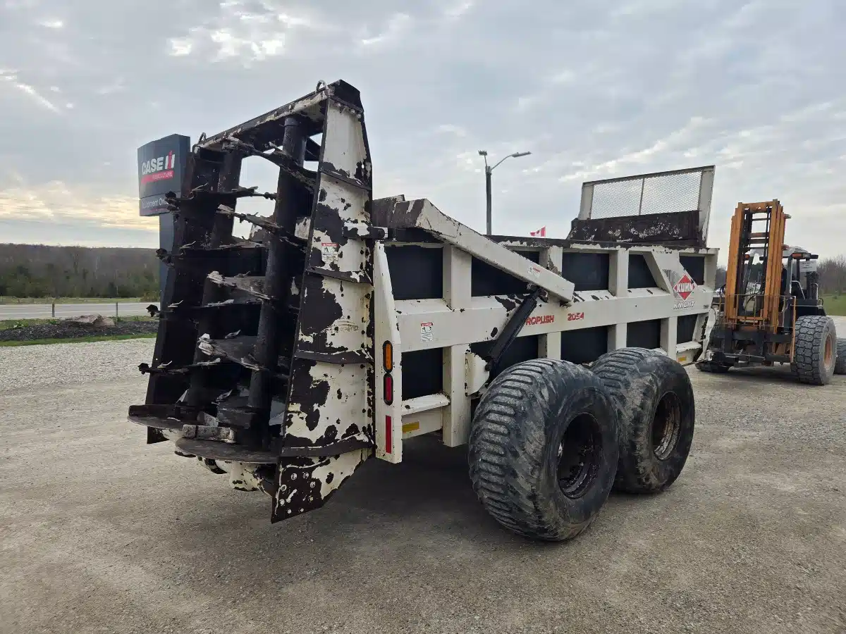Gallery image 2 for 2013 Kuhn 2054 Manure Spreader