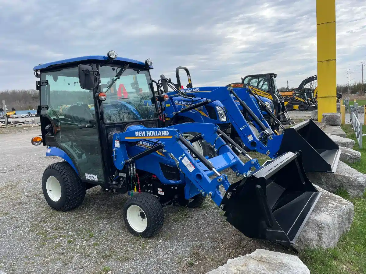 Gallery image 1 for 2026 New Holland WORKMASTER 25S Tractor