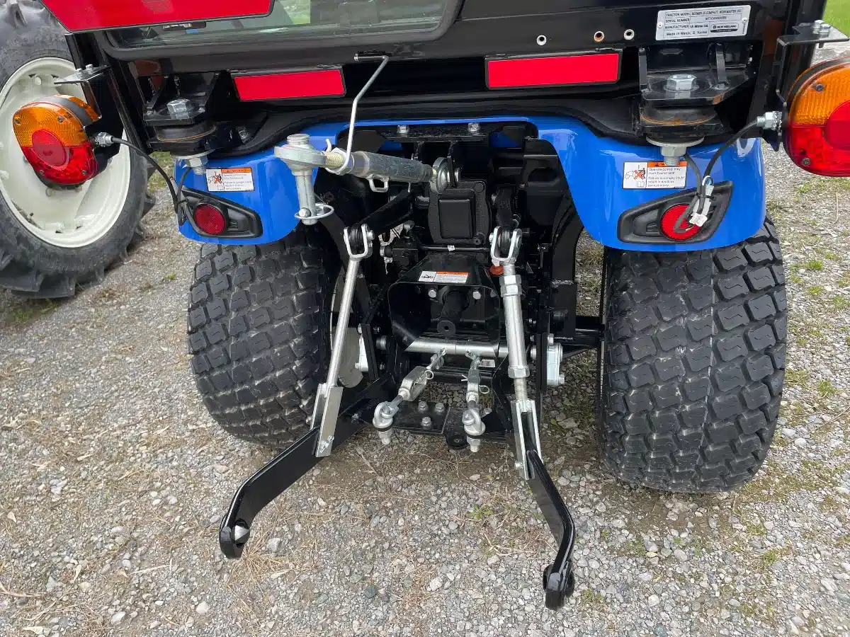 Gallery image 2 for 2026 New Holland WORKMASTER 25S Tractor
