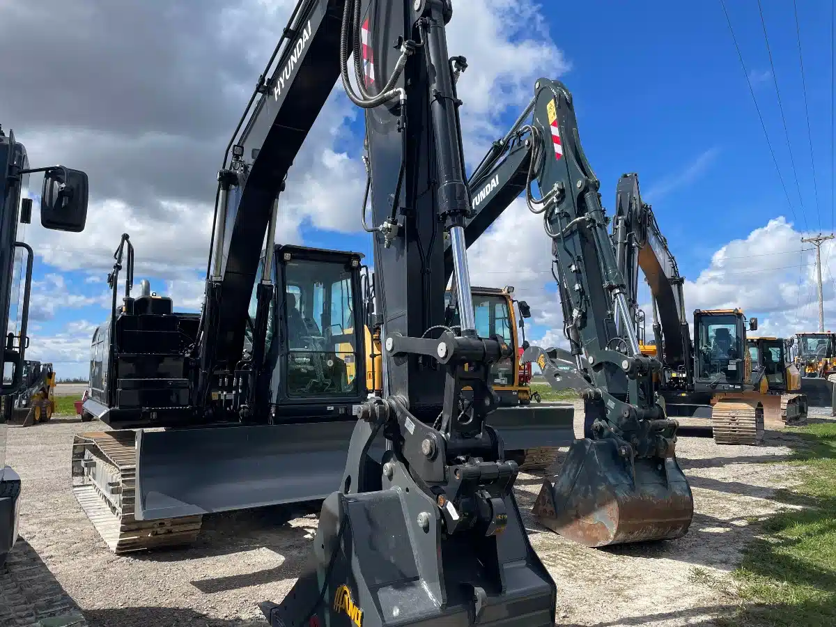 Gallery image 2 for 2025 Hyundai Ind HX140A L Excavator