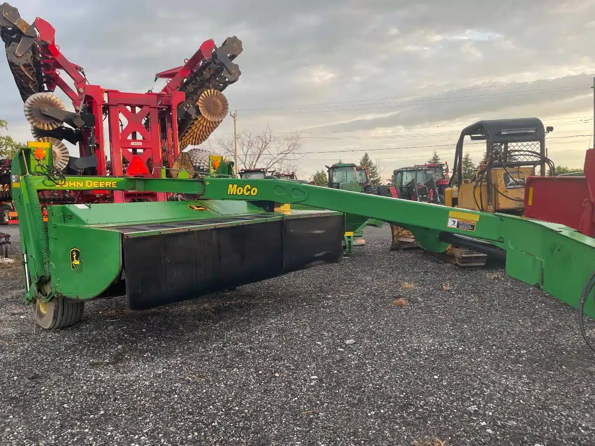 Gallery image 1 for 2007 John Deere 530 Disc Mower Conditioner