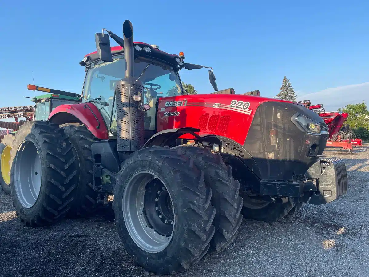 Gallery image 1 for 2023 Case IH MAGNUM220AFS Tractor
