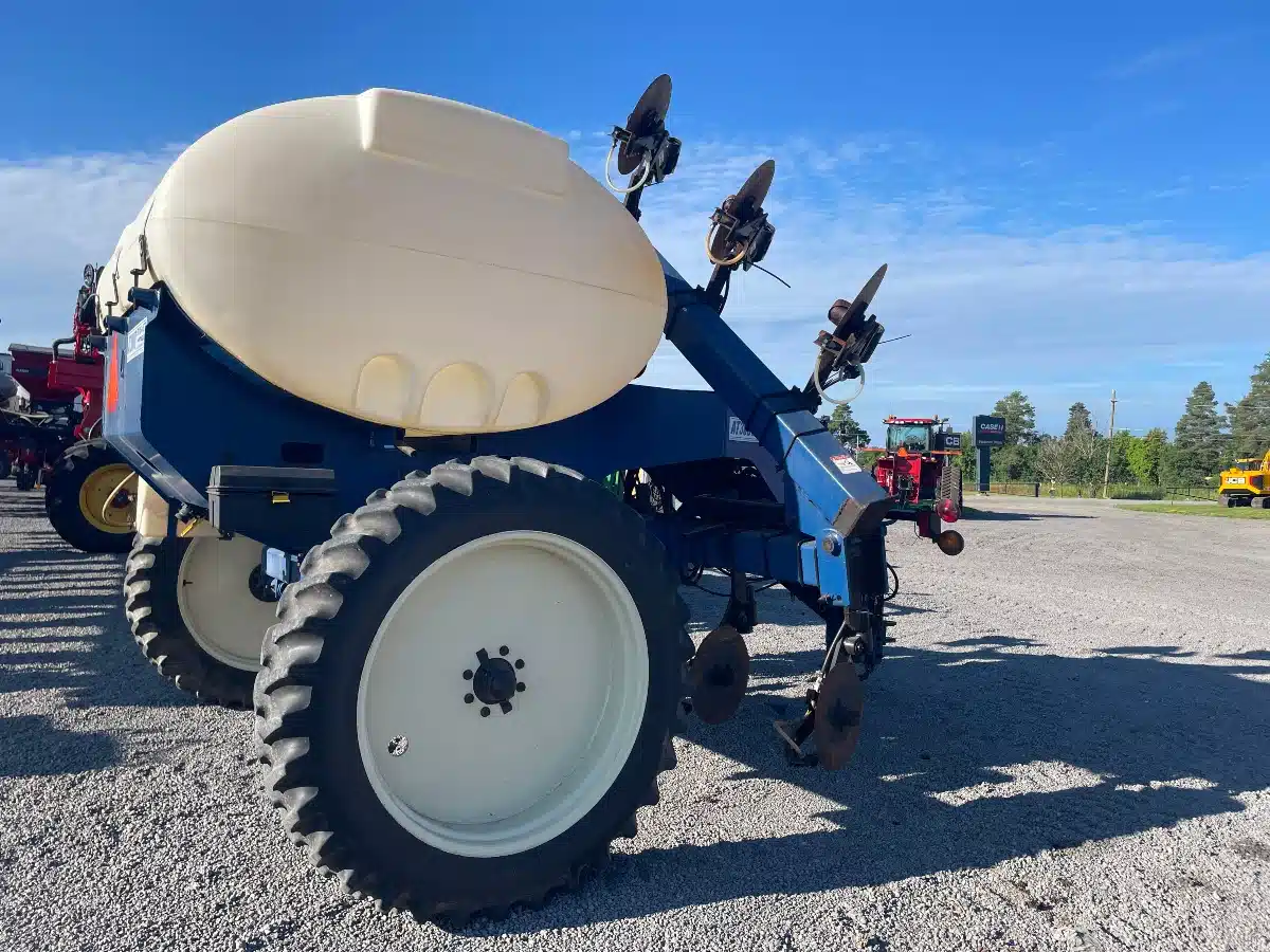 Gallery image 2 for 2004 Blu-Jet AT3000 Anhydrous Applicator